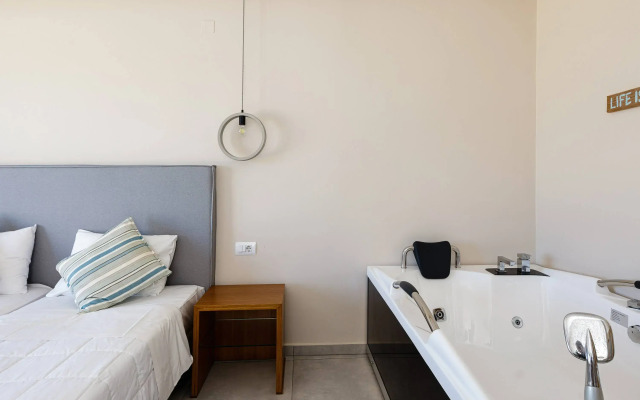 Theodosis Apartments