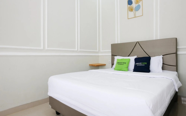 Urbanview Hotel Dieng Chill House Syariah