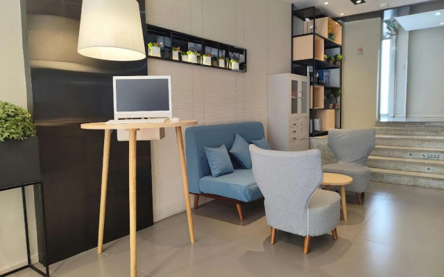 Homeinn Selected Hotel (Xiaogan Hubei Engineering College)