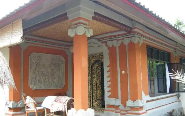 Puri Benoa Suites Bungalows