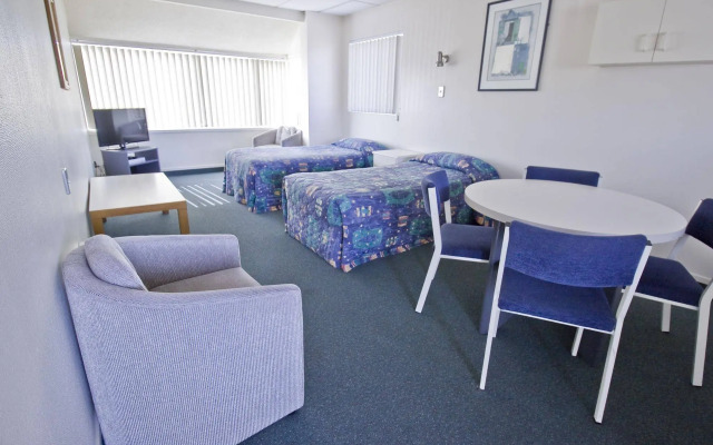 Tui Oaks Motel