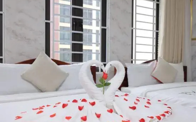 T Y Hotel
