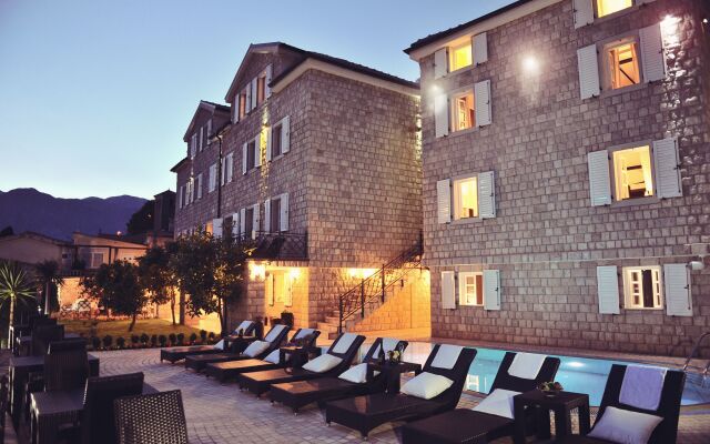 Hotel Per Astra