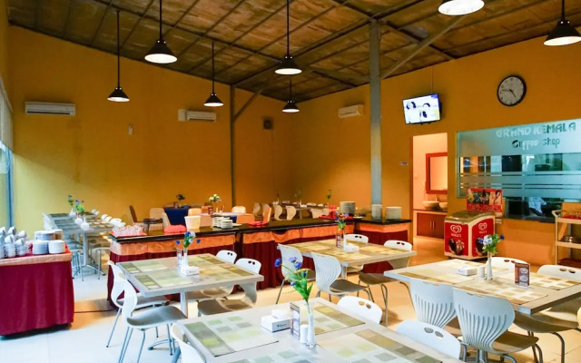 OYO 224 Wisma Grand Kemala