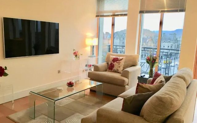 301 Riverview Apartment