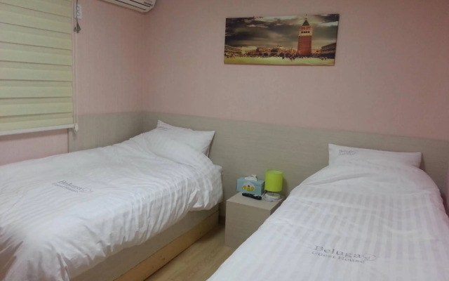 Beluga Guest House - Hostel