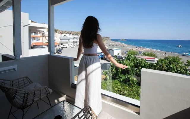 Armonia Seaview Suites