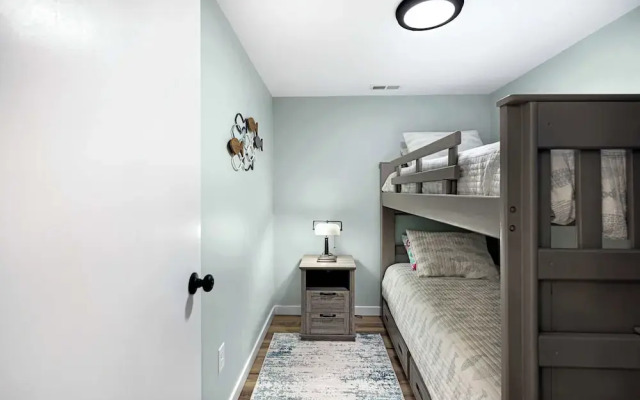 The Lake Shack Waterfront Life