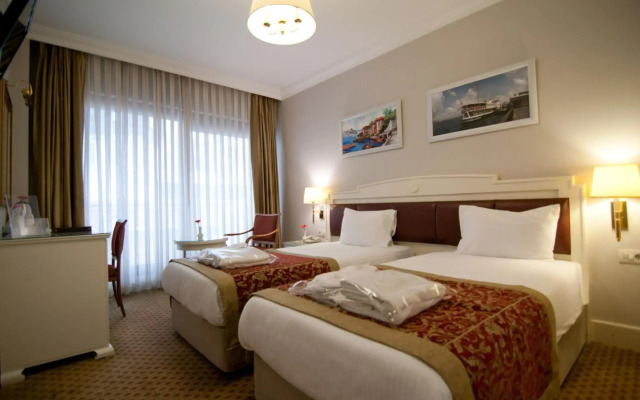 Taksim Metropark Hotel