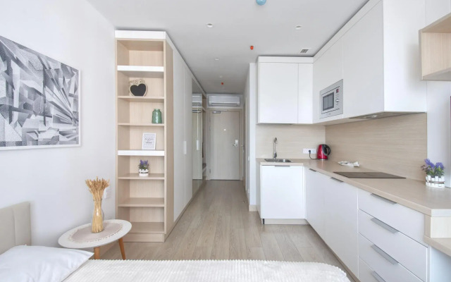 Apartments on Andropov Avenue 10