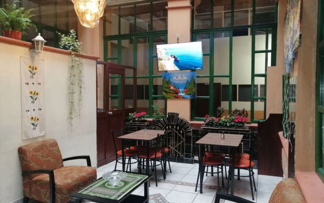 Hostal Victoria- Quito