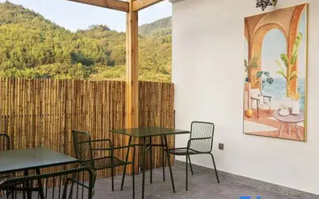 Wuyuan Hetian Xiangsu (Huangling Scenic Area)