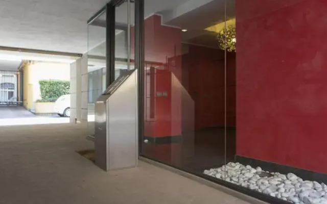 Fashion 6 Apartment