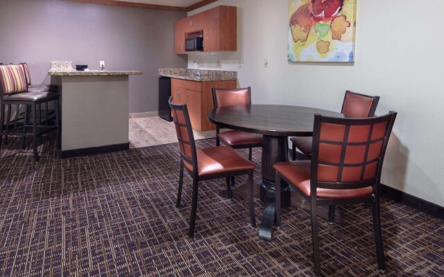 Best Western Wichita North Hotel & Suites