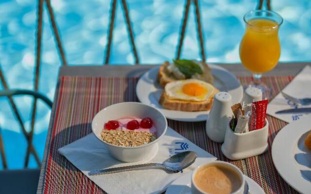 Minos Hotel
