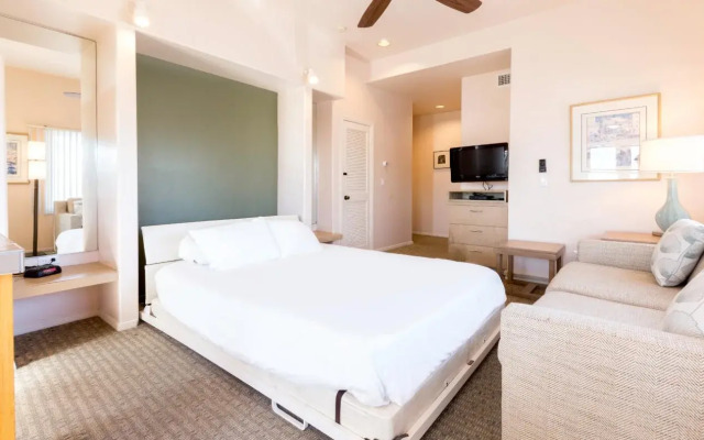 Wave Crest Resort