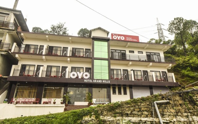 OYO 15428 Hotel Grand Hills