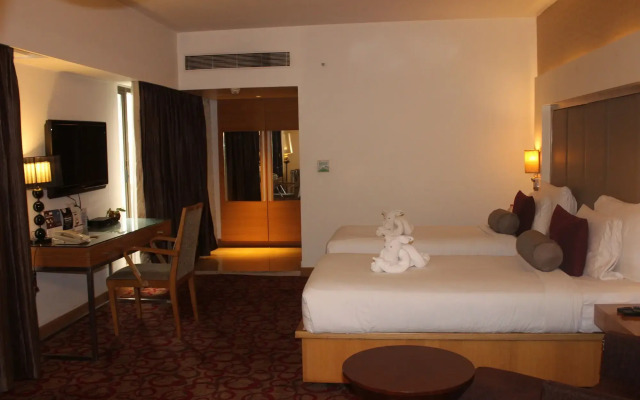 Pride Plaza Hotel, Ahmedabad