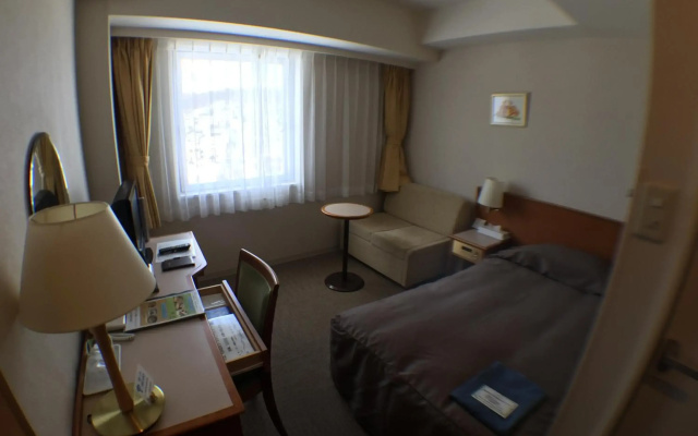 Hotel Okhotsk Palace