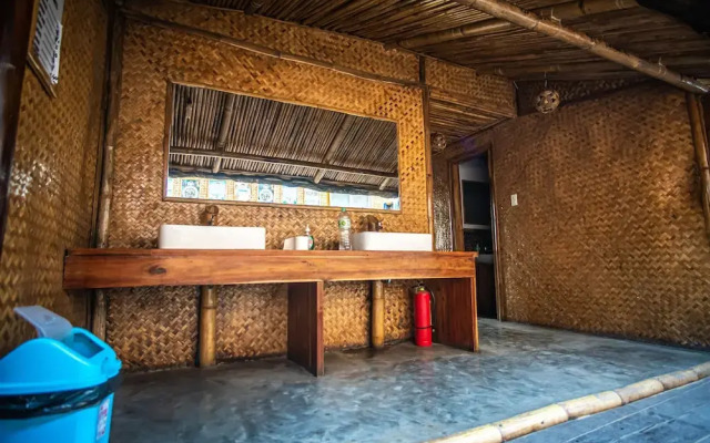Mad Monkey Hostel Nacpan Beach - Adults Only