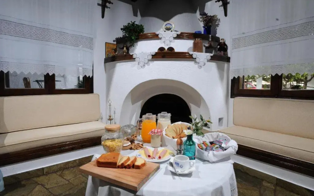 Elli Hotel