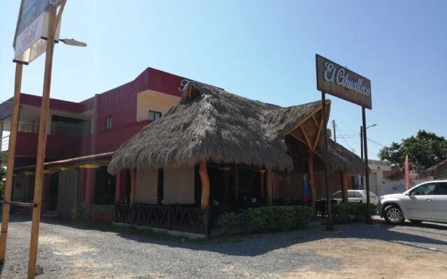 El Cihualteco Hotel Restaurante Bar