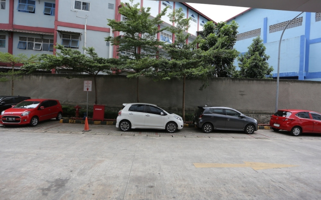 Collection O 93750 Luxury Rooms @ Urbantown Serpong