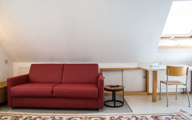 PE Loft Central