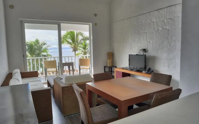 Bluebay Vacation Rentals At Vista Mare