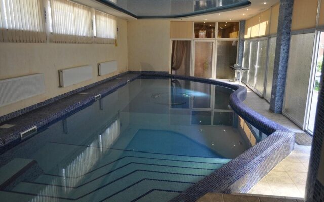 Lux Hotel