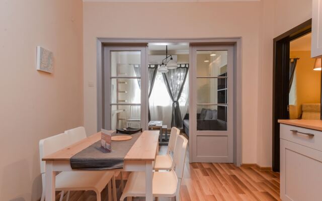 Fm Premium 2 Bdr Apartment Charming Murphy Str