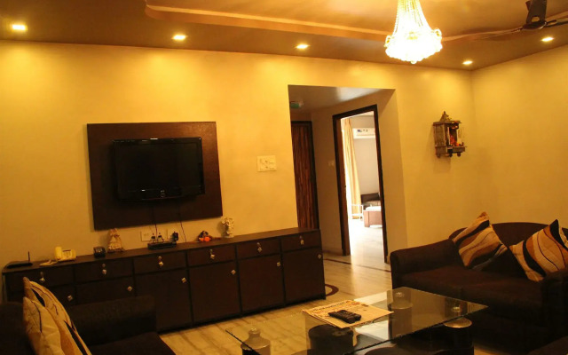Simi International - The Executive