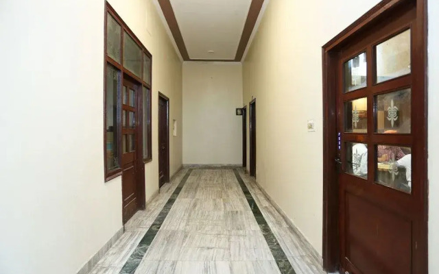 OYO 16906 Hotel Balsons