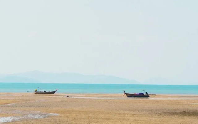 Artisan Koh Yao Yai