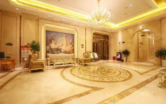 Vienna Hotel ( (Loft) Nanchang Xianghu Xiaolan Industrial Park Branch)