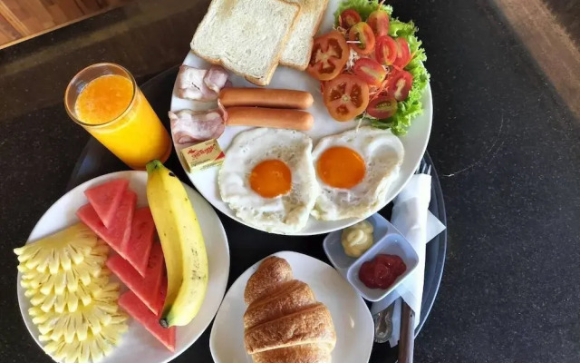 Momento Bangtao Beach