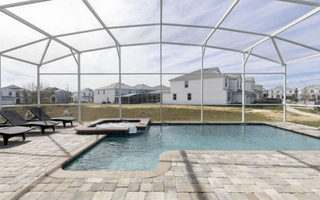 9BR ChampionsGate Pool Home