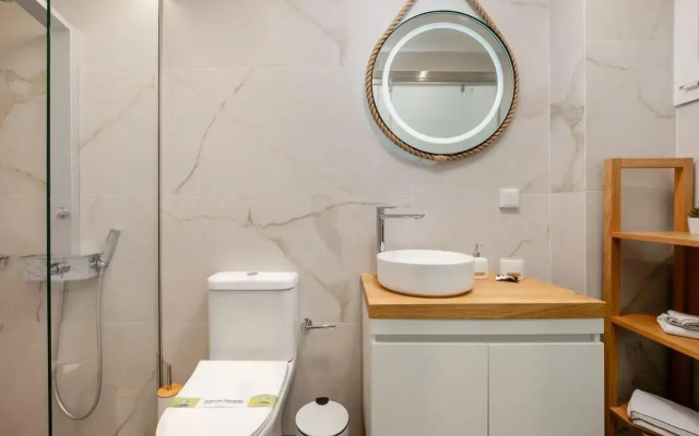 New Luxury Studio in the Heart of Thiseio.