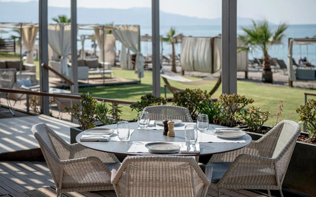 Minoa Palace Resort