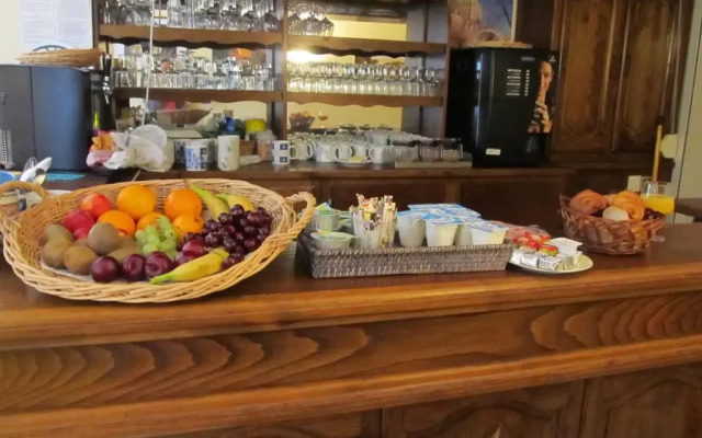 Hotel La Québécoise