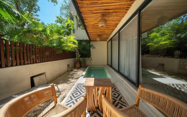 Apartment with Private Pool in Tulum