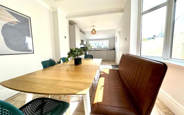 Whitchurch House by Switchback Stays