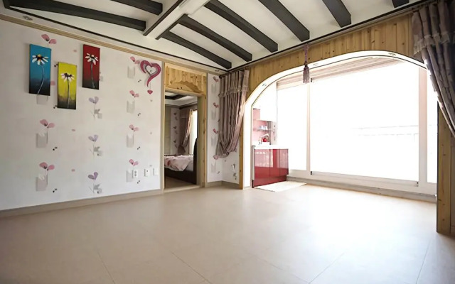 Geojedo Whirlpool Pension (pets friendly)