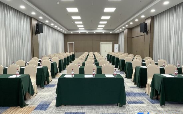 Vienna International Hotel (Lianshui Yanhuang Avenue Lianshui Middle School) – Business – Lianshui