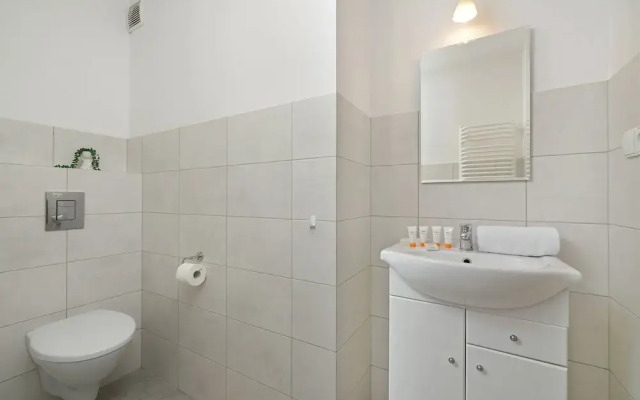 Bażantów Studio Katowice by Renters