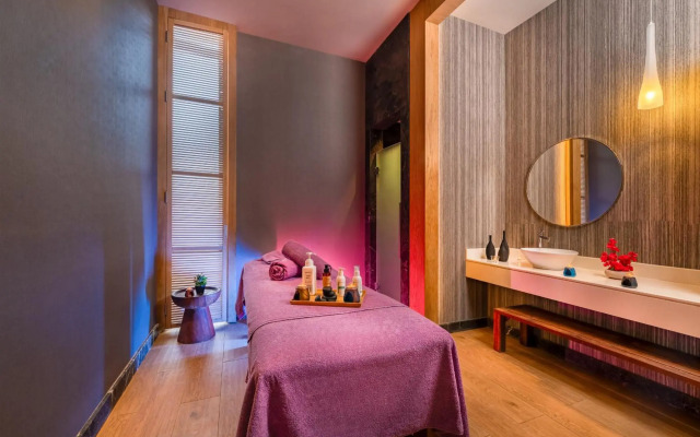 Trendy Lara Hotel