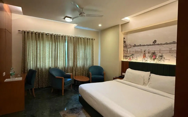Brijwasi Lands Inn