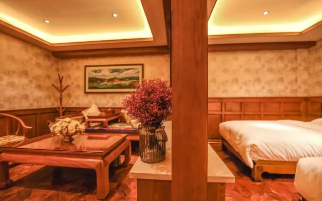 Shangrila Nan Ka Ming Dian Inn