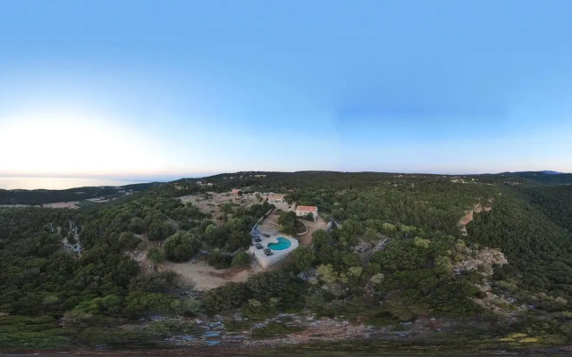 Aloni Stone Cottages