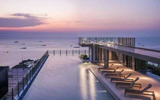 The Base Central Pattaya  Sea View